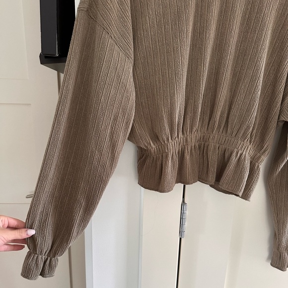 Zara Blouse - Picture 3 of 8